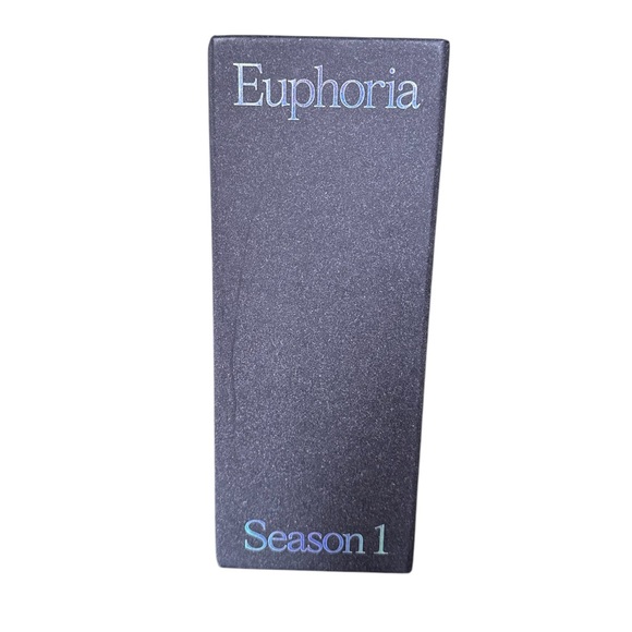 NWOT Euphoria Season 1 Box set Exclusive Limited Edition A24 Films Screenplays - Picture 2 of 4